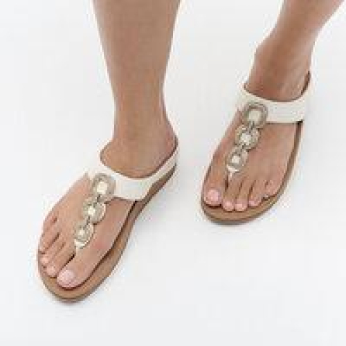 FitFlop TM Fino Crystal Chain Toe Post HX2/194 in de kleur wit