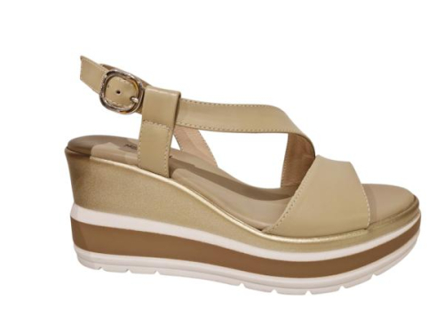 NeroGiardini Sandaal E513520D 453 in de kleur beige