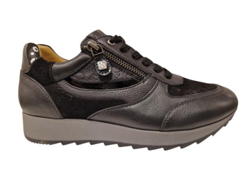 Helioform Sneaker K 250.023.0404 K in de kleur zwart