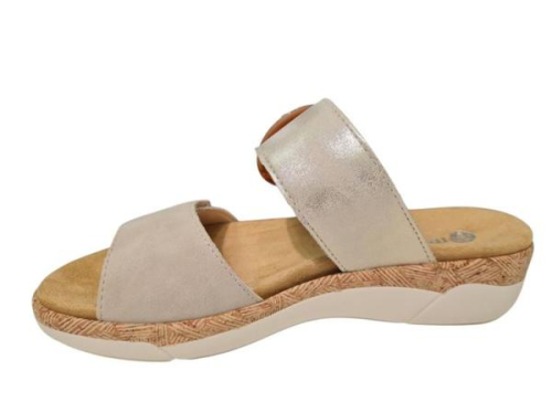 Remonte Slipper R6858-60 in de kleur beige