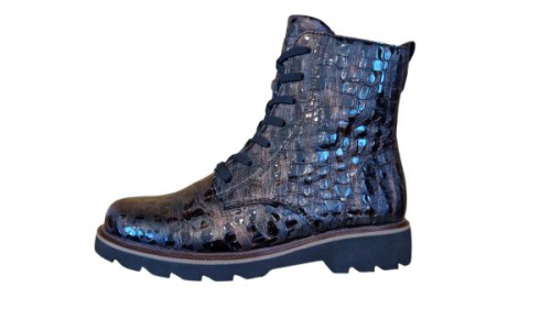 Remonte Veterboot H D3S72-25 H in de kleur bruin