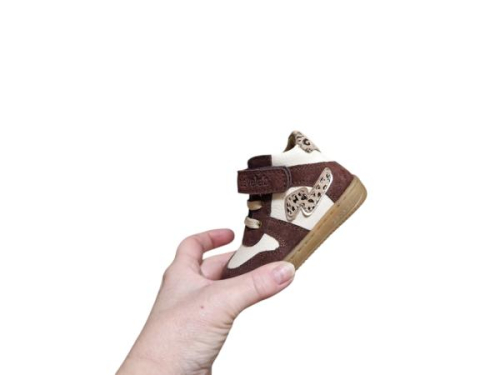 Develab Veterboot Firststep 44458 433 in de kleur bordeaux